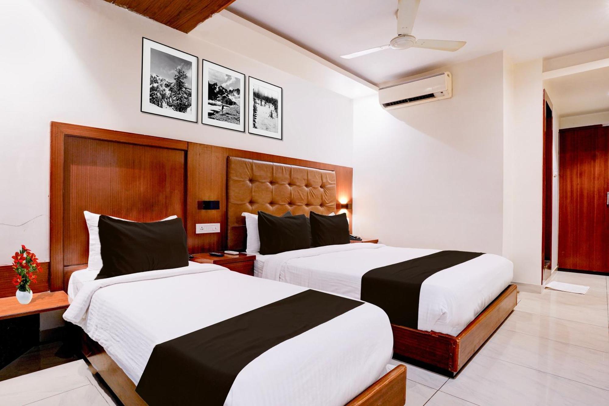 Super Townhouse Oak Times Square Le Western Bombay Exterior foto
