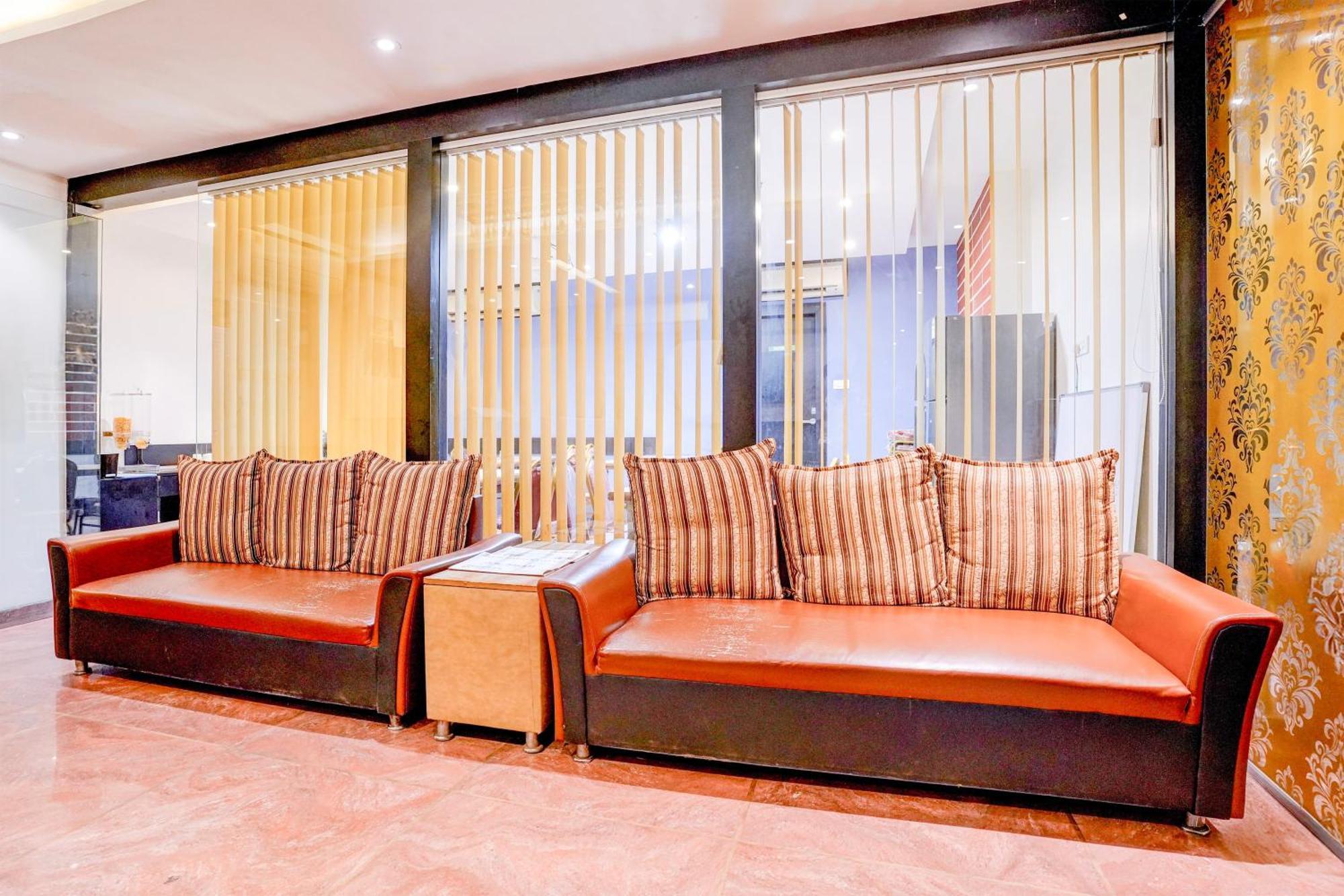 Super Townhouse Oak Times Square Le Western Bombay Exterior foto