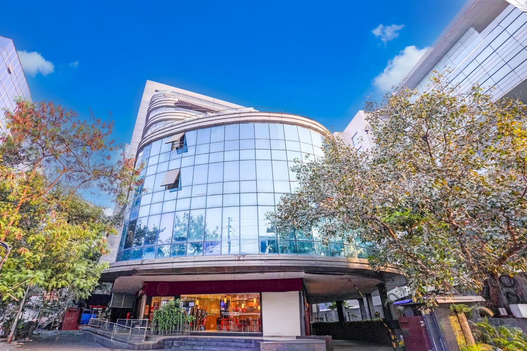Super Townhouse Oak Times Square Le Western Bombay Exterior foto