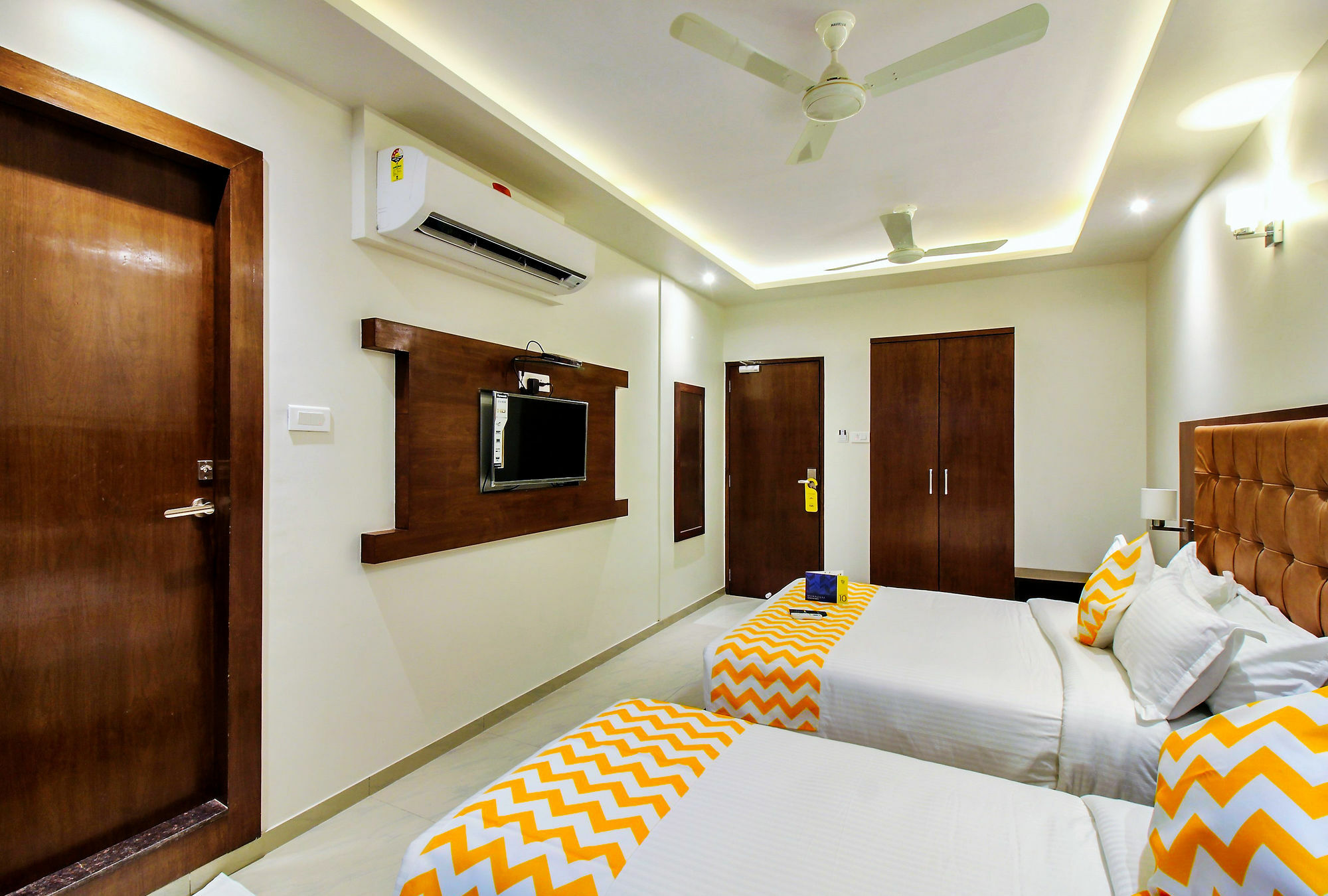 Super Townhouse Oak Times Square Le Western Bombay Exterior foto